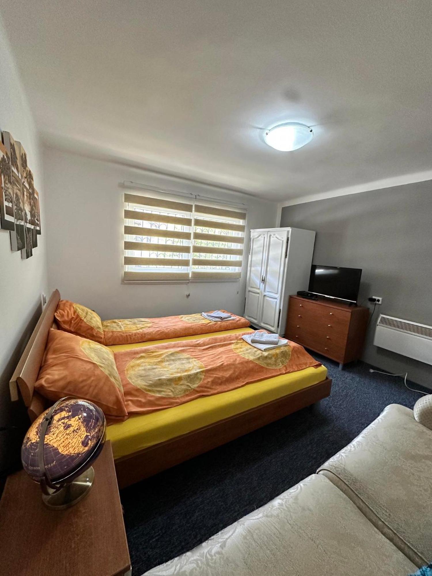 Apheartments Apartment ซาราเยโว ภายนอก รูปภาพ