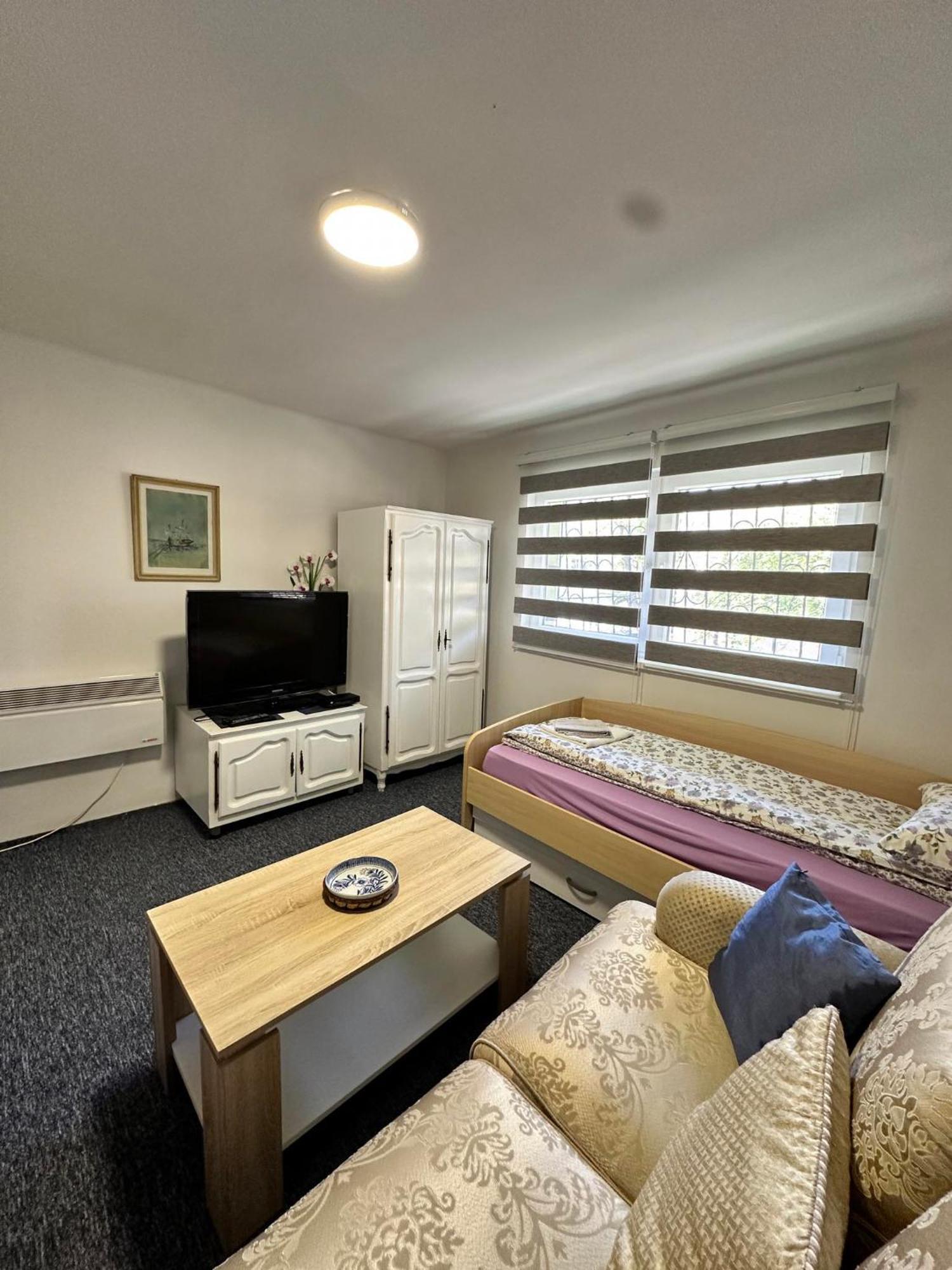 Apheartments Apartment ซาราเยโว ภายนอก รูปภาพ