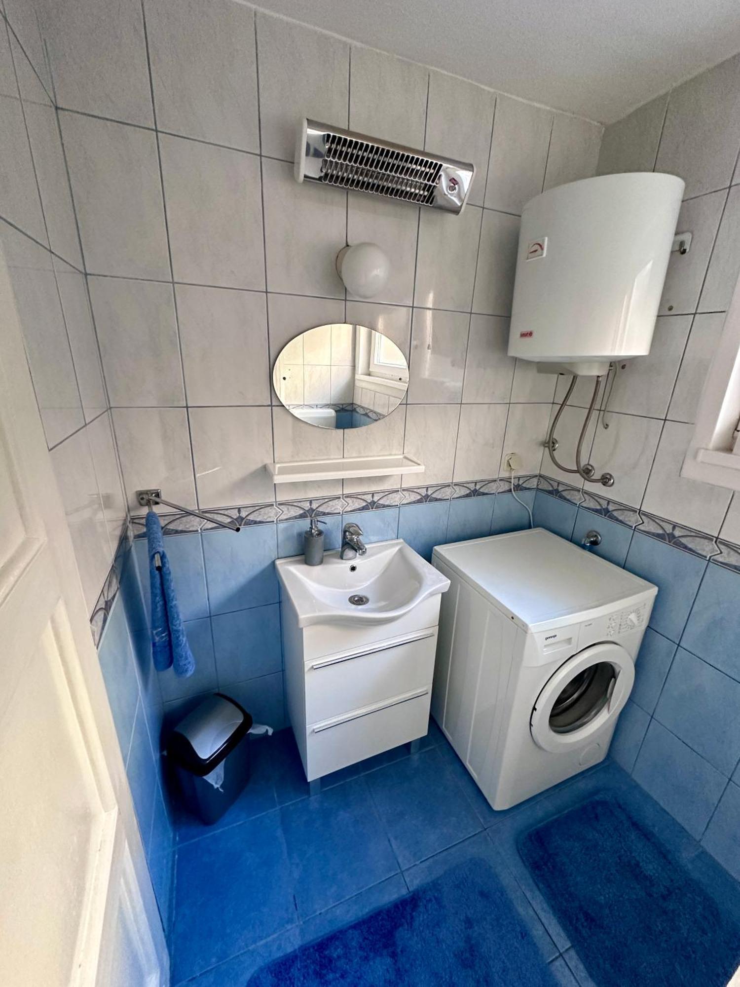 Apheartments Apartment ซาราเยโว ภายนอก รูปภาพ